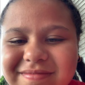 Meet your Posher, Kaleigh